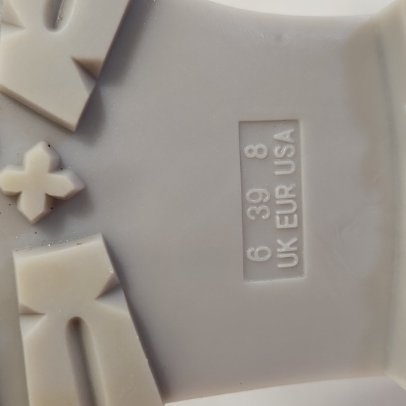 ASOS Design Rubber Ankle Booties. Gray Cement Color. Size 8 - Picture 5 of 9